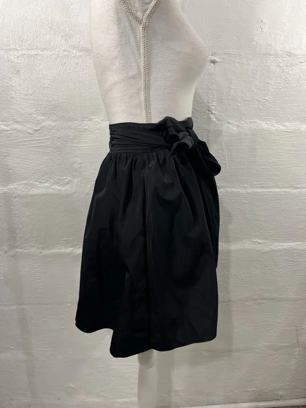 EXPRESS TAFFETA BOW A LINE SKIRT